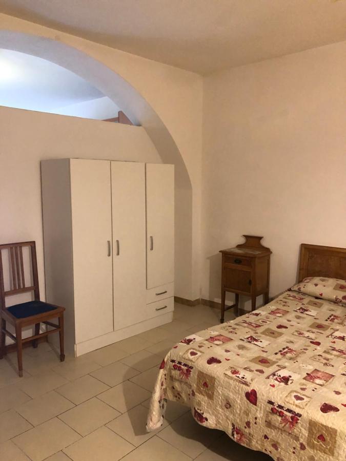 Hostel Beach House Giardini Naxos Exterior photo